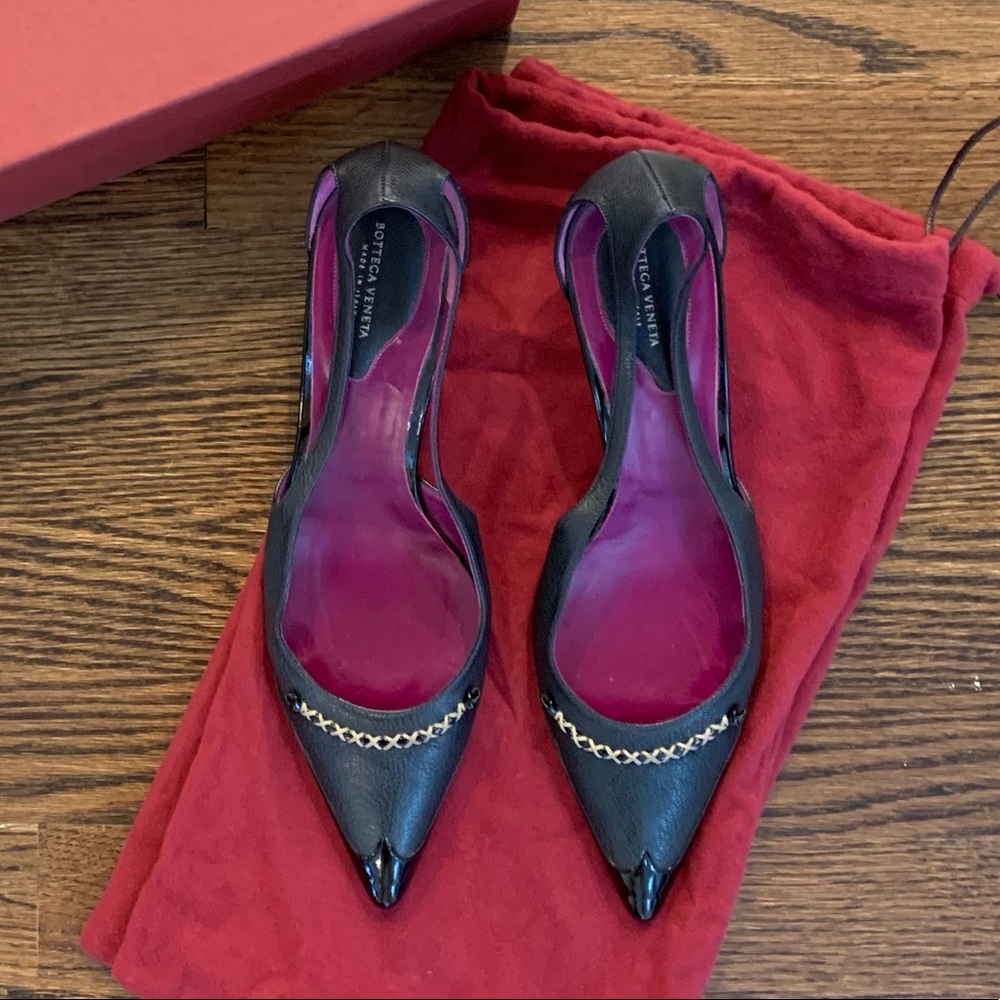 Bottega Veneta charcoal grey and black patent heel